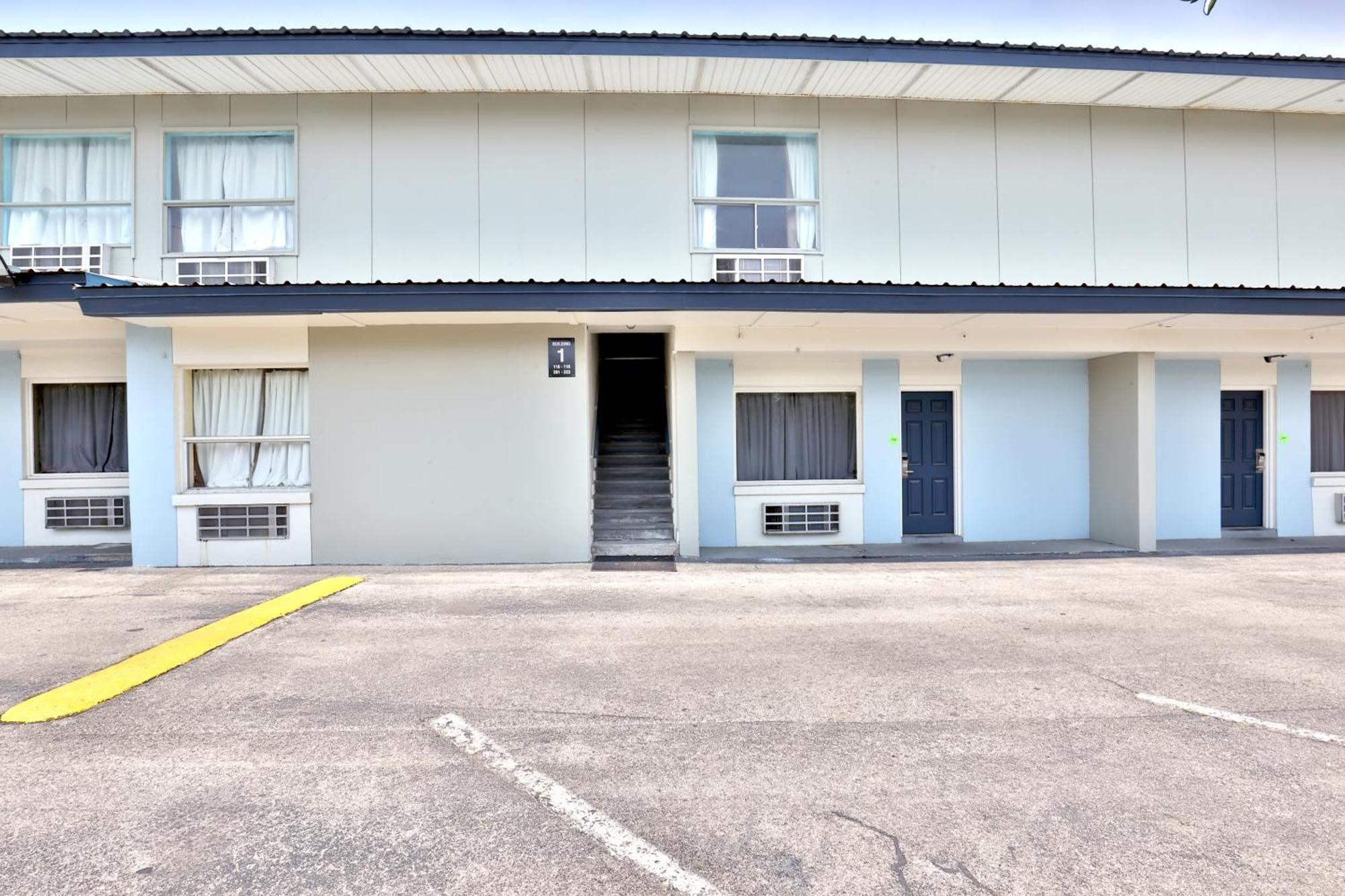 Americas Best Value Inn San Antonio Airport South Exterior foto